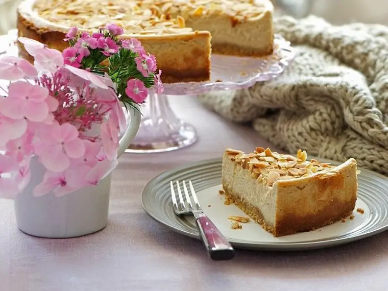 Kaffee-Käsekuchen mit Mandeln