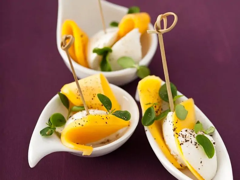 Büffelmozzarella mit Mango