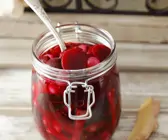 Rote Bete in Essig eingelegt
