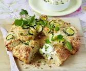 Zucchinibrot mit pikantem Dip