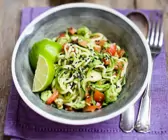 Zucchinisalat mit Tomaten