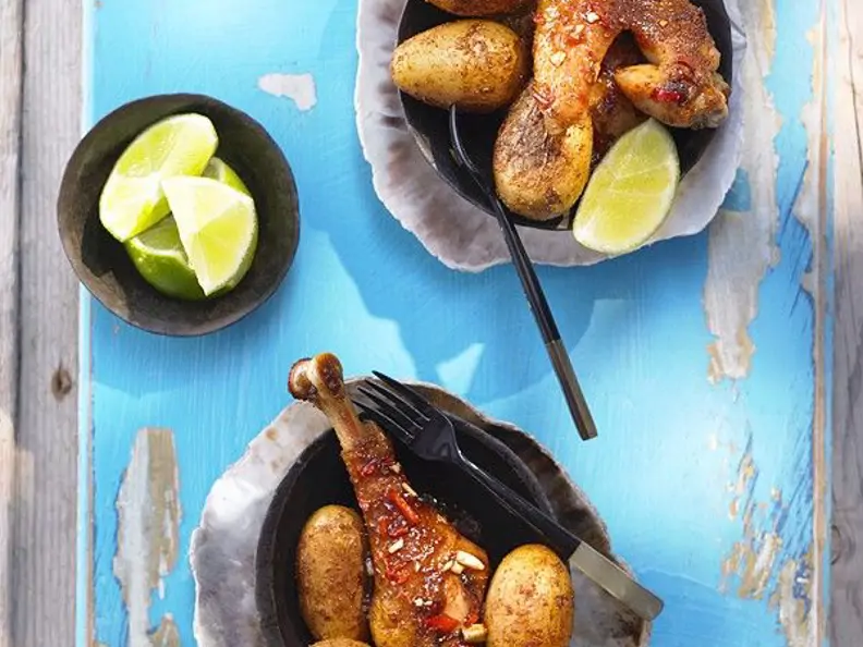 Hähnchen mit Kartoffeln aus dem Ofen