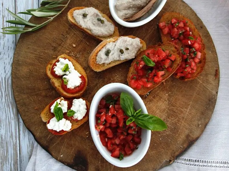 Bruschetta mit Frischkäse