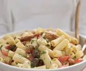 Nudel-Tomatensalat