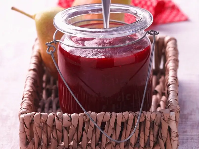 Birnenkonfitüre mit Cranberries
