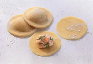 Ravioli mit Lachsfüllung