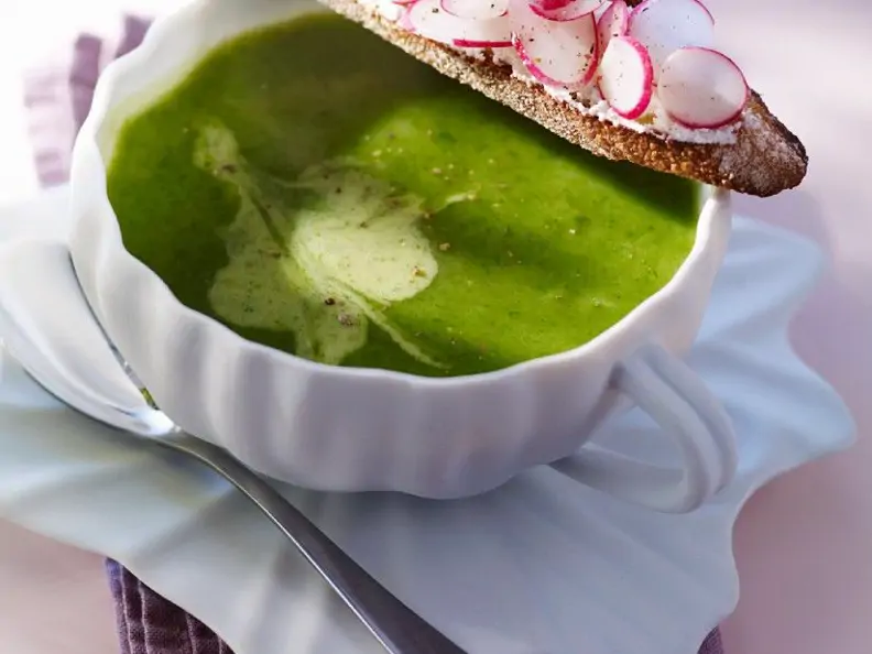 Radieschenblattsuppe