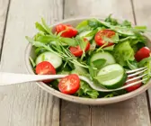 Rucola-Gurkensalat