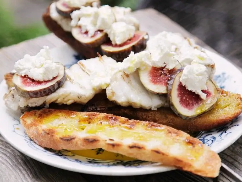 Crostini mit Seeteufel