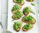 Erbsen-Crostini
