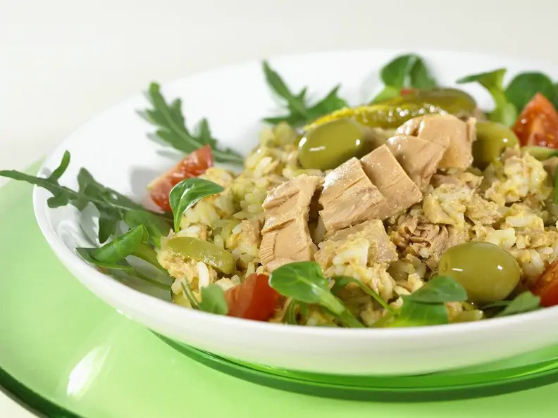 Thunfisch-Reissalat