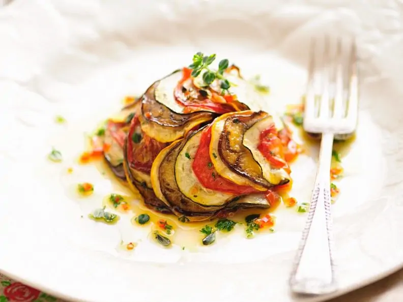 Paprikagemüse mit Zucchini