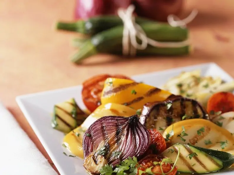 Gegrillter Gemüsesalat