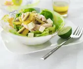 Salat mit Pute, Feta und Kiwi