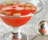 Bowle mit Gin, Aperol und Prosecco
