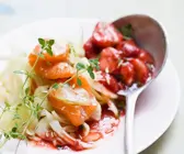Fisch mit Beeren und Fenchel