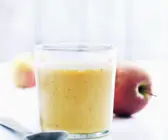 Apfel-Sanddorn-Smoothie