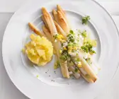 Kartoffeln, Ei und Spargel