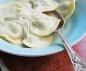 Panzotti mit Ricotta-Brennessel-Füllung