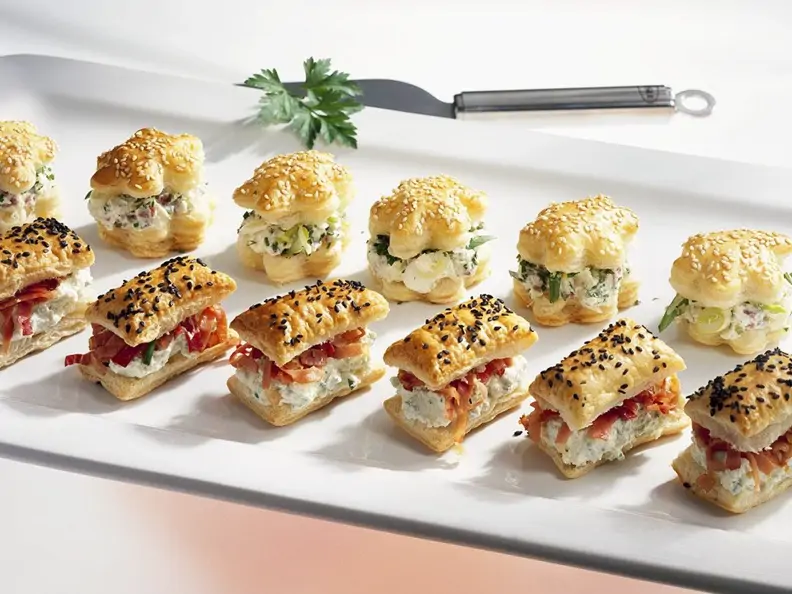 Blätterteig mit Salami, Schinken und Frischkäse