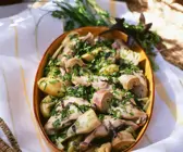 Kaninchen mit Artischocken