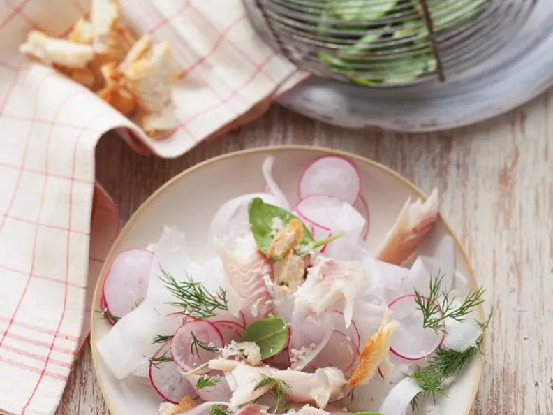 Radisalat mit Forelle