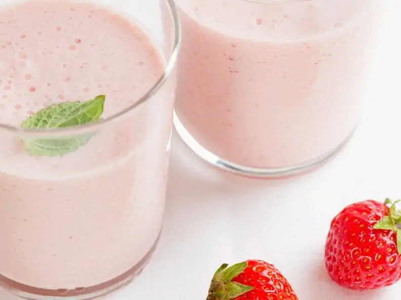 Erdbeershake mit Eis