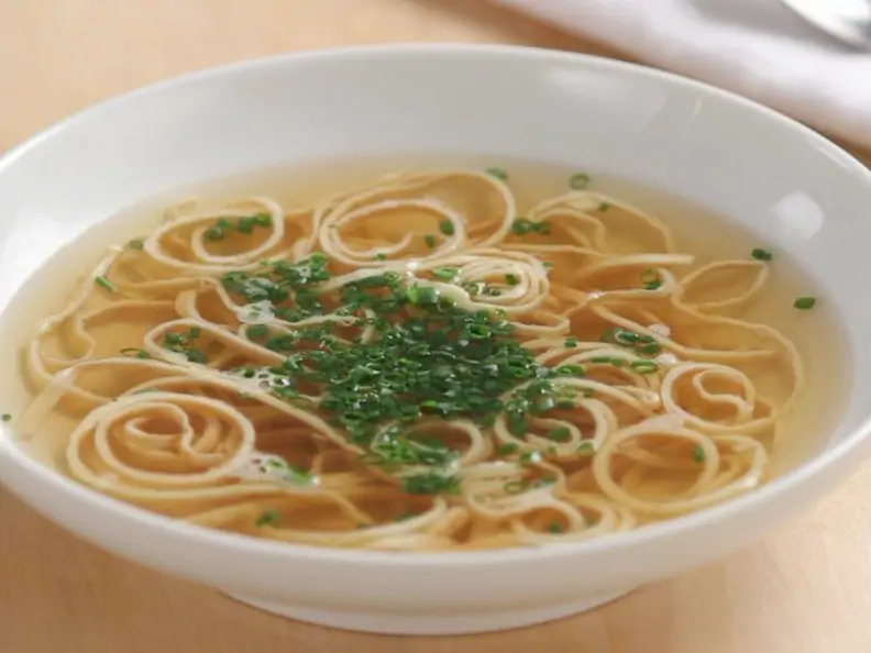 Flädlesuppe herstellen