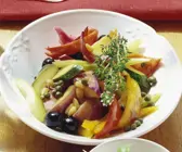 Salat aus Antipasti