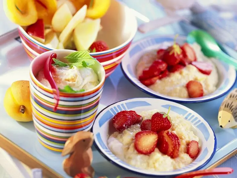 Obstnachspeisen für Kinder