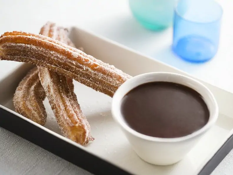 Churros mit Schokosoße