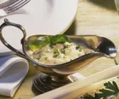 Sauce Hollandaise mit Basilikum