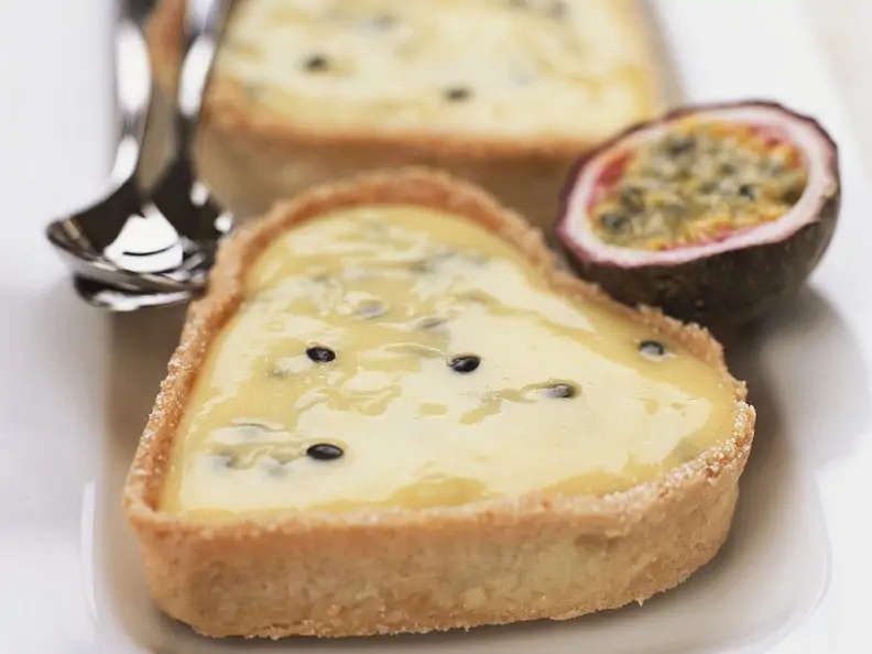 Herztörtchen mit Passionsfrucht