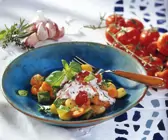 Gemüsepfanne mit Kartoffeln und Ricotta