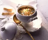 Graupen-Eintopf mit Kartoffeln