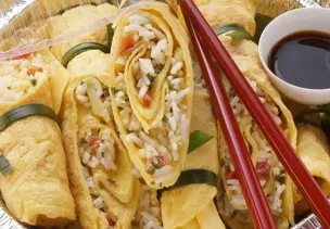 Glücksröllchen mit Reis gefüllt