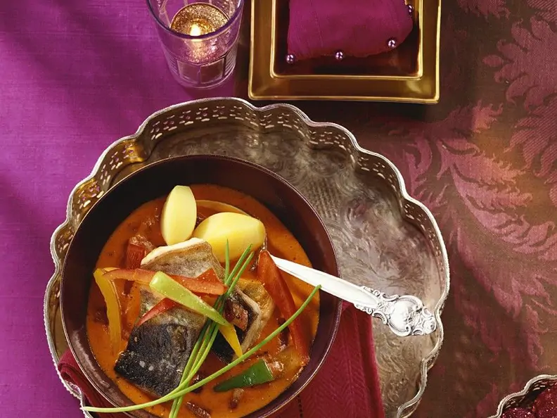 Weihnachtlicher Karpfen mit Paprikagemüse