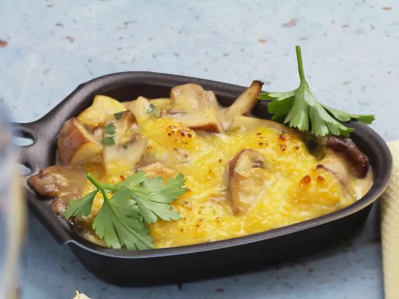 Raclette mit Pilzen und Käse