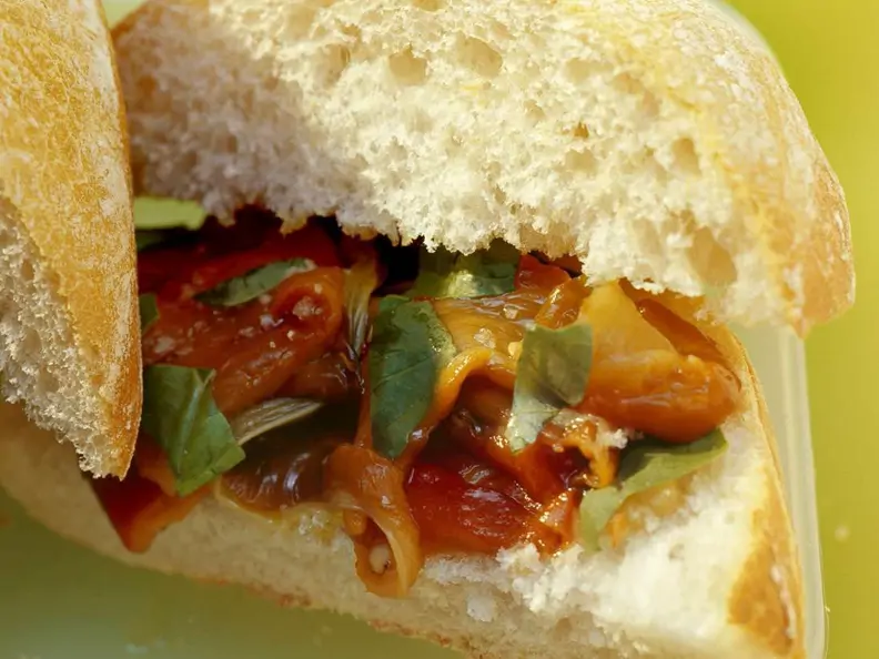 Weißbrot mit Peperoni