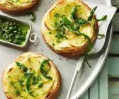 Kartoffelpizza mit Pesto