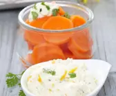 Möhren mit Quarkcreme