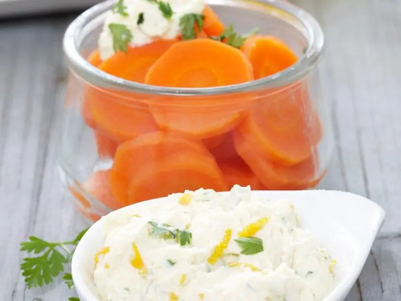 Möhren mit Quarkcreme
