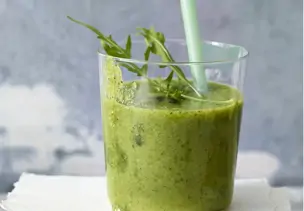 Rucola-Sellerie-Smoothie