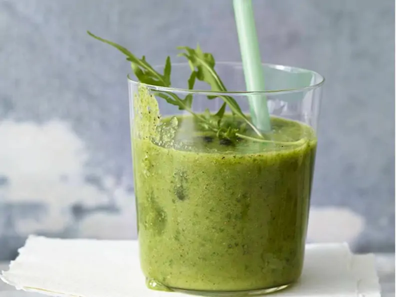 Rucola-Sellerie-Smoothie