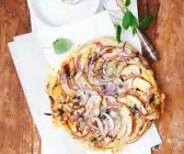 Birnen-Pizza mit Käse