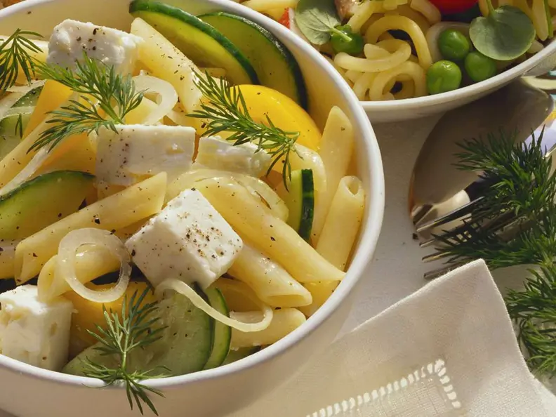Penne-Salat mit Schafskäse