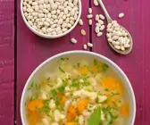 Klare Bohnensuppe