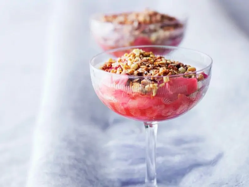 Rhabarberkompott nach Omas Rezept