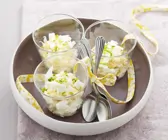 Krebsfleisch-Eiersalat