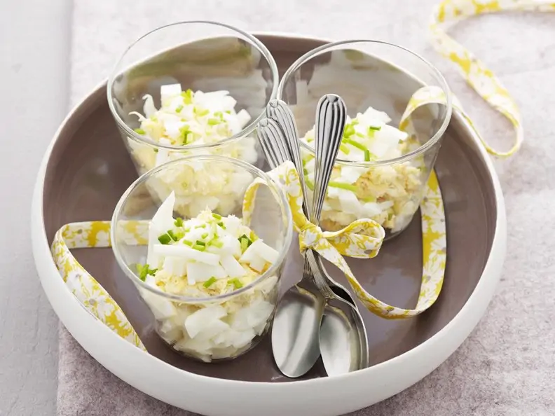 Krebsfleisch-Eiersalat